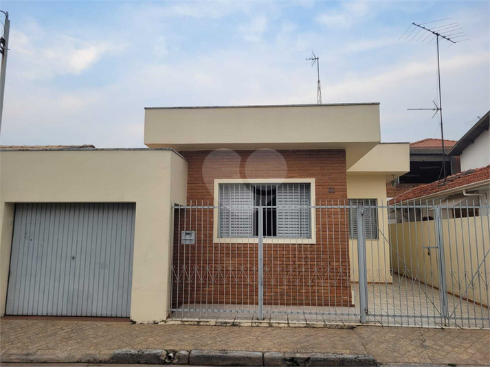 Foto REO1060773