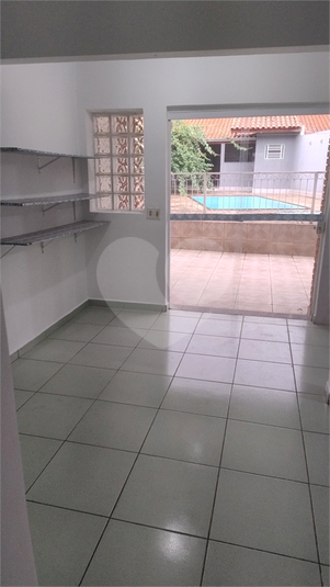 Foto REO1060849