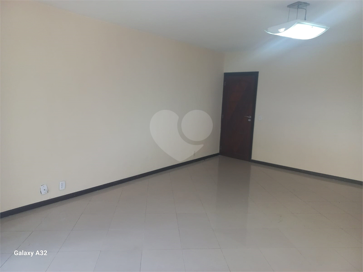 Foto REO1061186