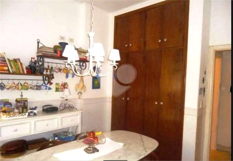 Foto REO1061302