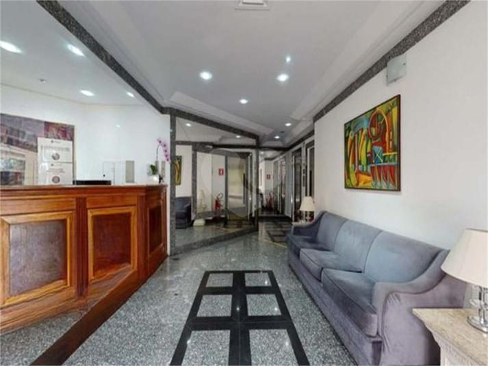 Venda Flat São Paulo Cerqueira César REO1061306 30