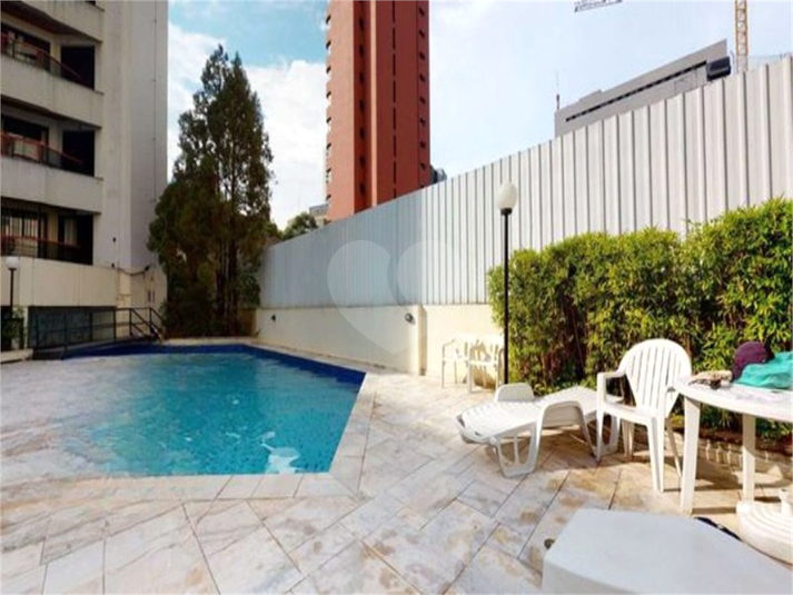 Venda Flat São Paulo Cerqueira César REO1061306 21