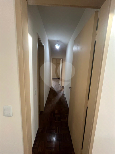 Corredor quartos.
