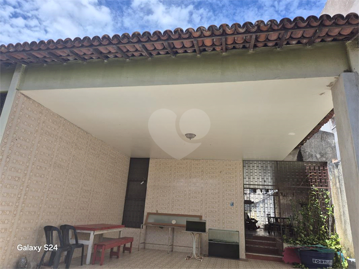 Foto REO1061340