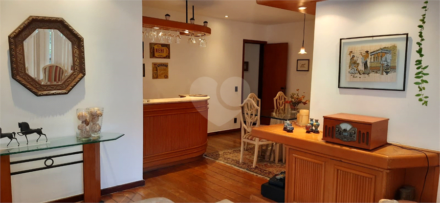 Foto REO1061350
