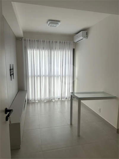 Foto REO1061504