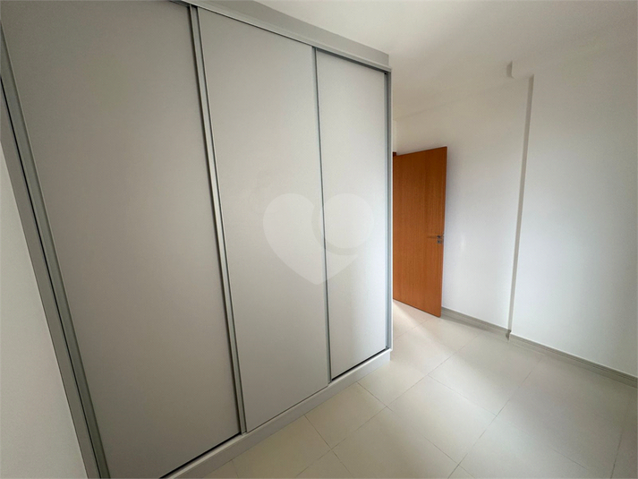 Foto REO1061552