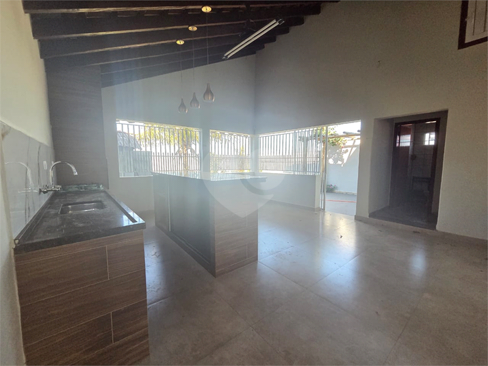 Foto REO1061563