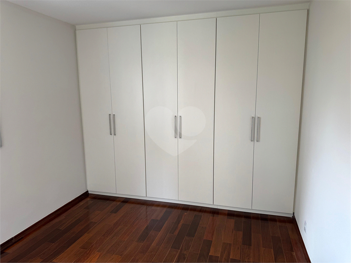 Foto REO1061567