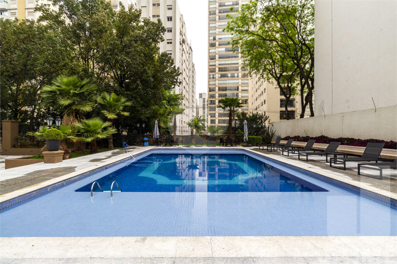 Foto REO1061570