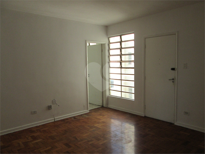 Foto REO1061744