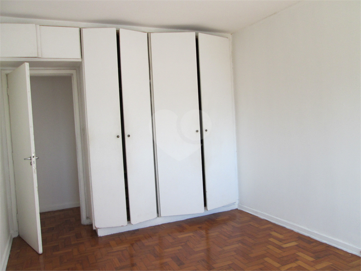 Foto REO1061744