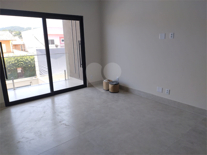 Foto REO1061771