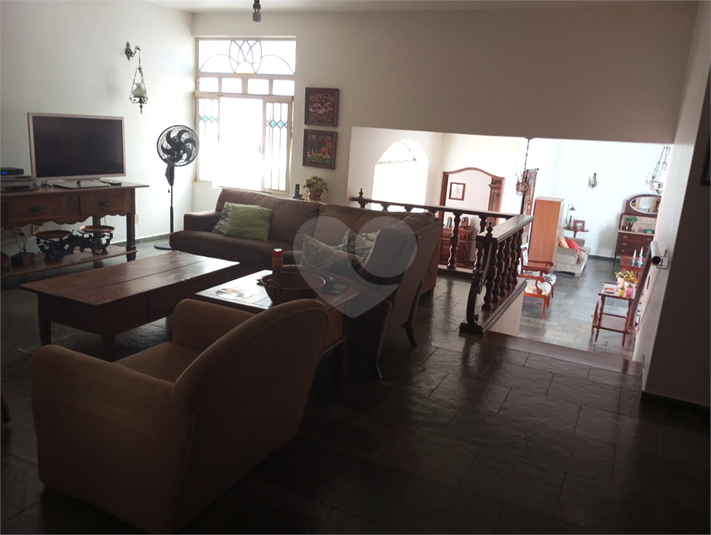 Foto REO1061774