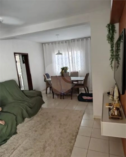 Foto REO1061852