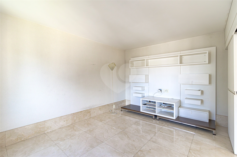 Foto REO1061861
