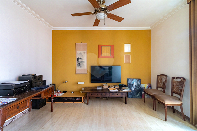 Foto REO1061863