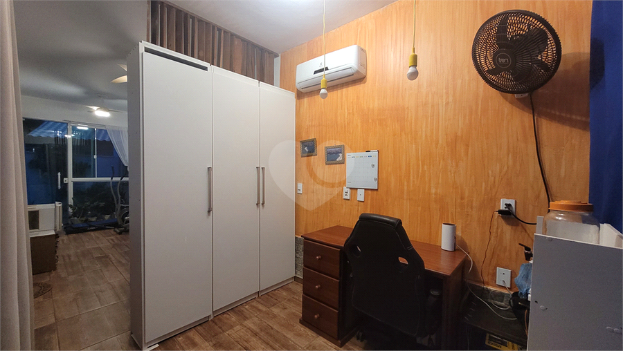 Foto REO1061866