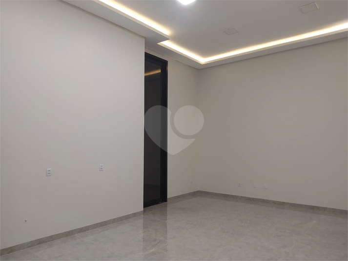 Foto REO1061960