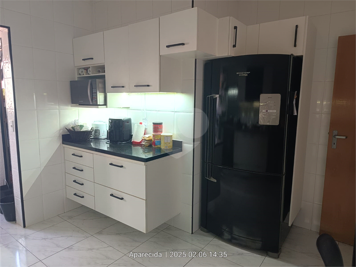 Venda Apartamento Santos Aparecida REO1062076 23