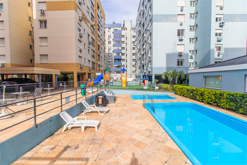 Venda Apartamento Porto Alegre Boa Vista REO1062101 40