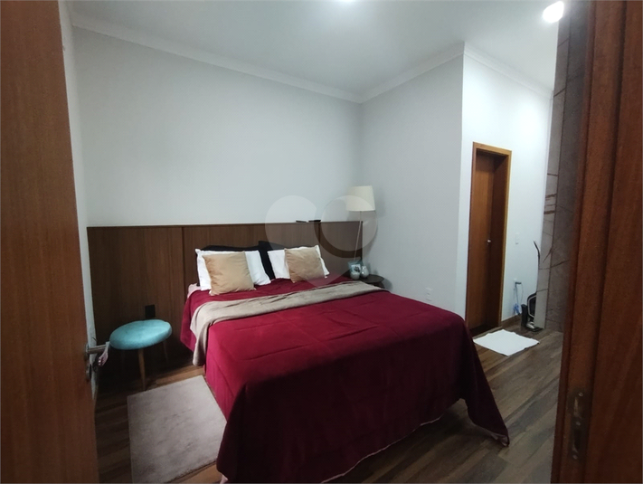 Foto REO1062219