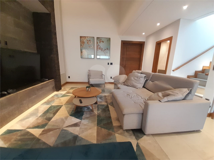 Foto REO1062387