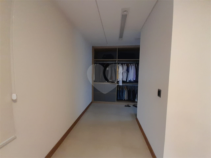 Foto REO1062387