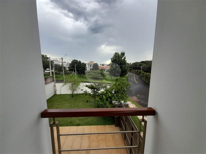 Foto REO1062387