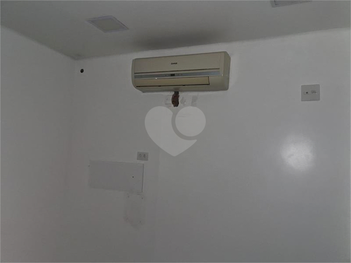 Foto REO1062460