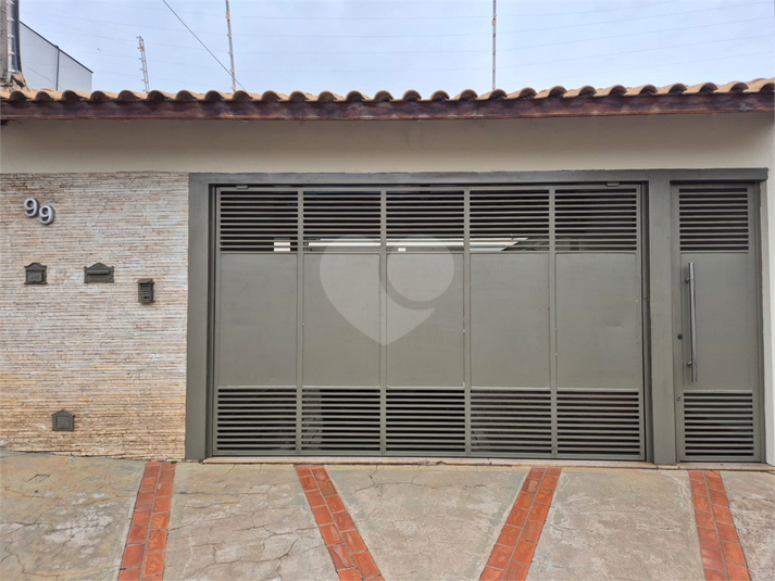 Foto REO1062464