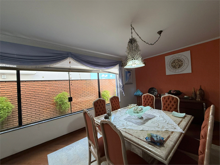 Foto REO1062535