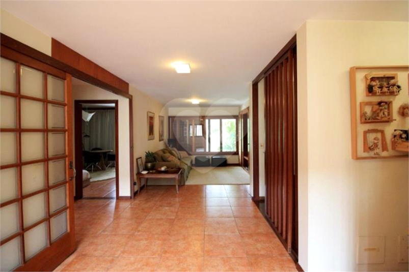 Foto REO1062554