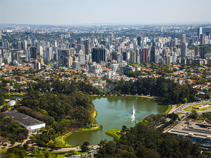 Foto REO1062561
