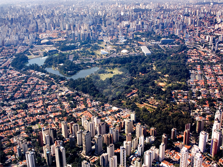 Foto REO1062561