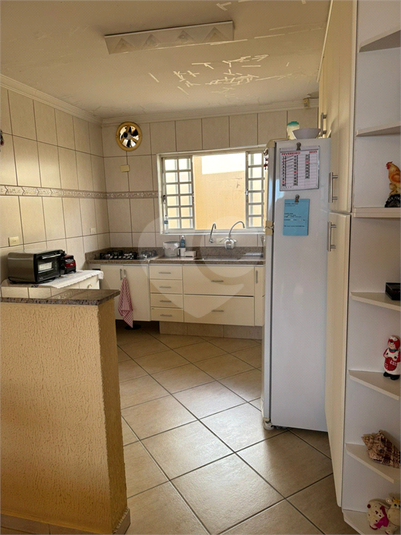 Foto REO1062586