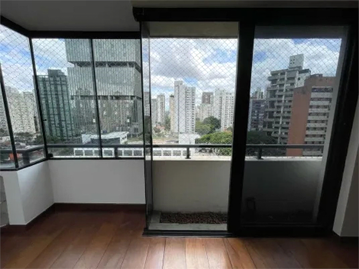 Foto REO1062587