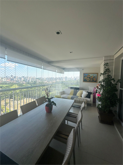 Foto REO1062604