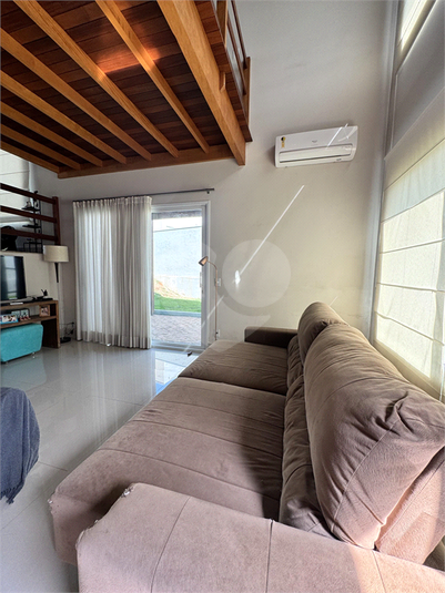 Foto REO1062626