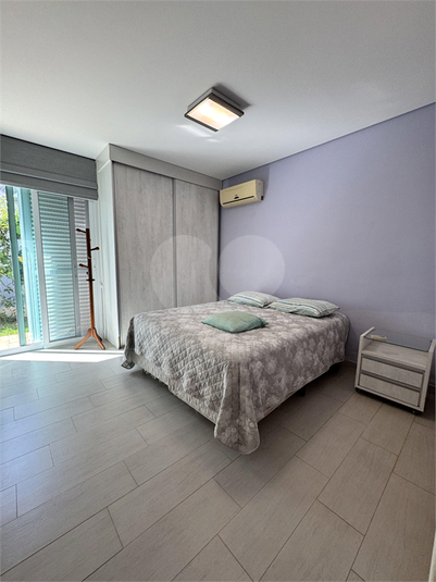 Foto REO1062626