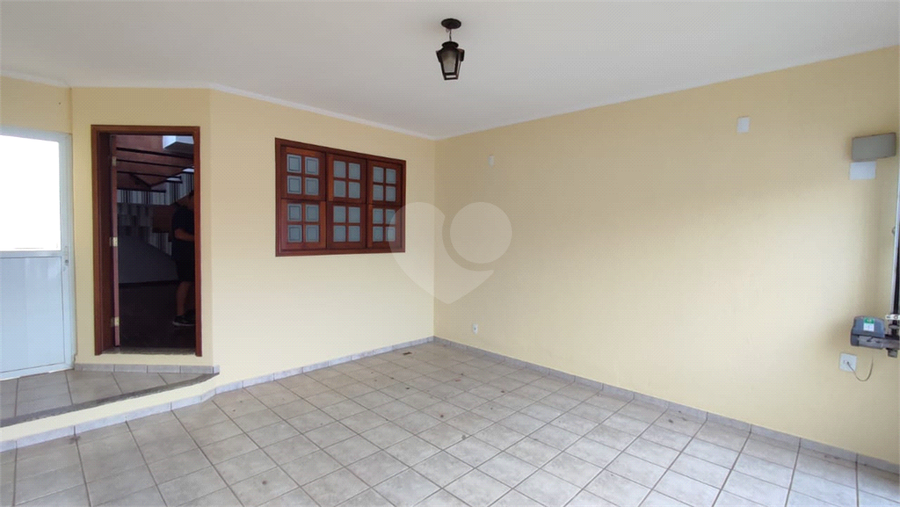Foto REO1062635