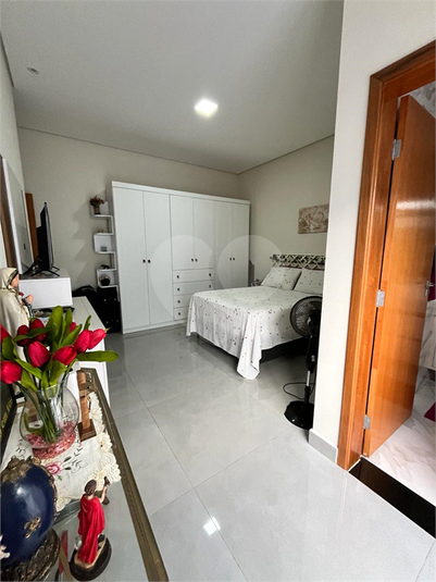 Foto REO1062640