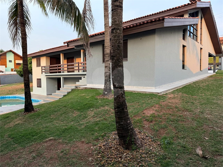 Foto REO1062650