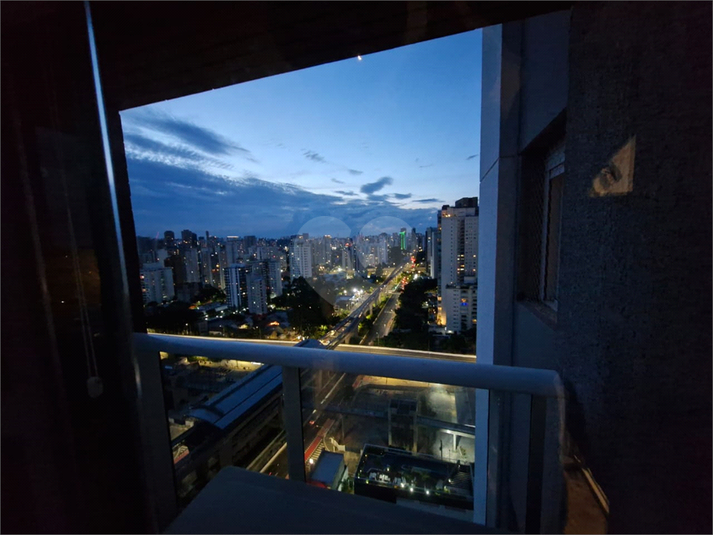 Foto REO1062721