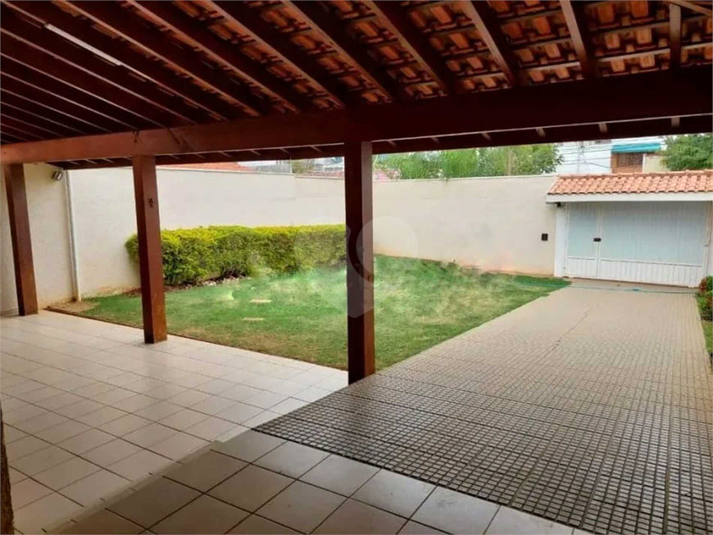 Foto REO1062851