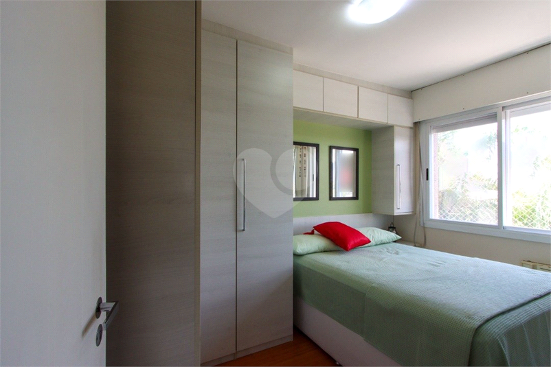 Foto REO1062885