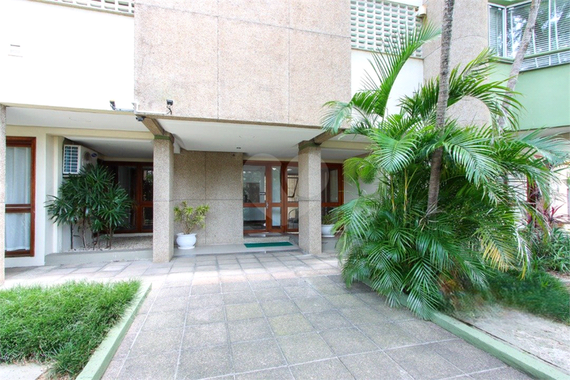 Foto REO1062885