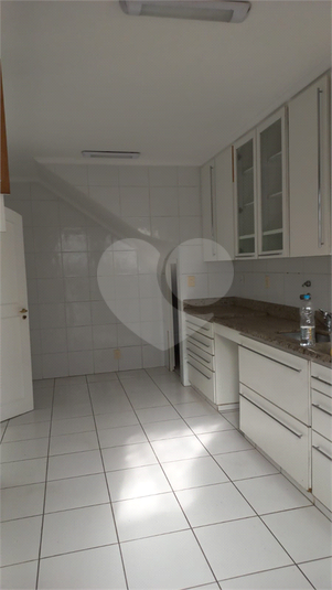 Foto REO1062900