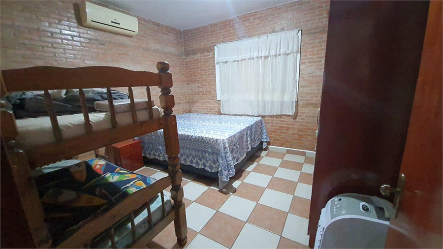 Foto REO1063044