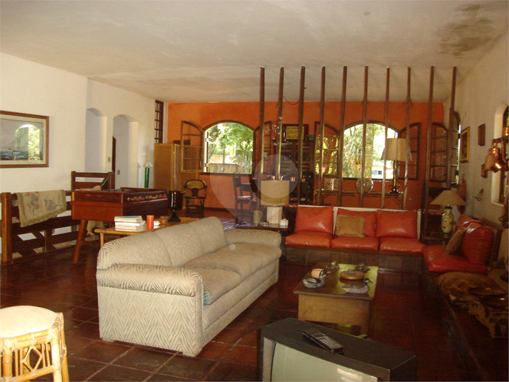 Foto REO1063089